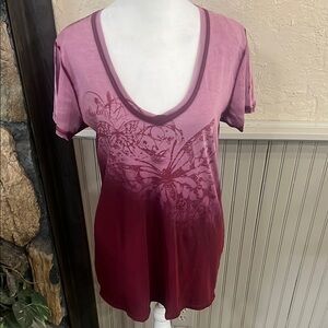 Red and Pink Graphic Short Sleeve T-Shirt